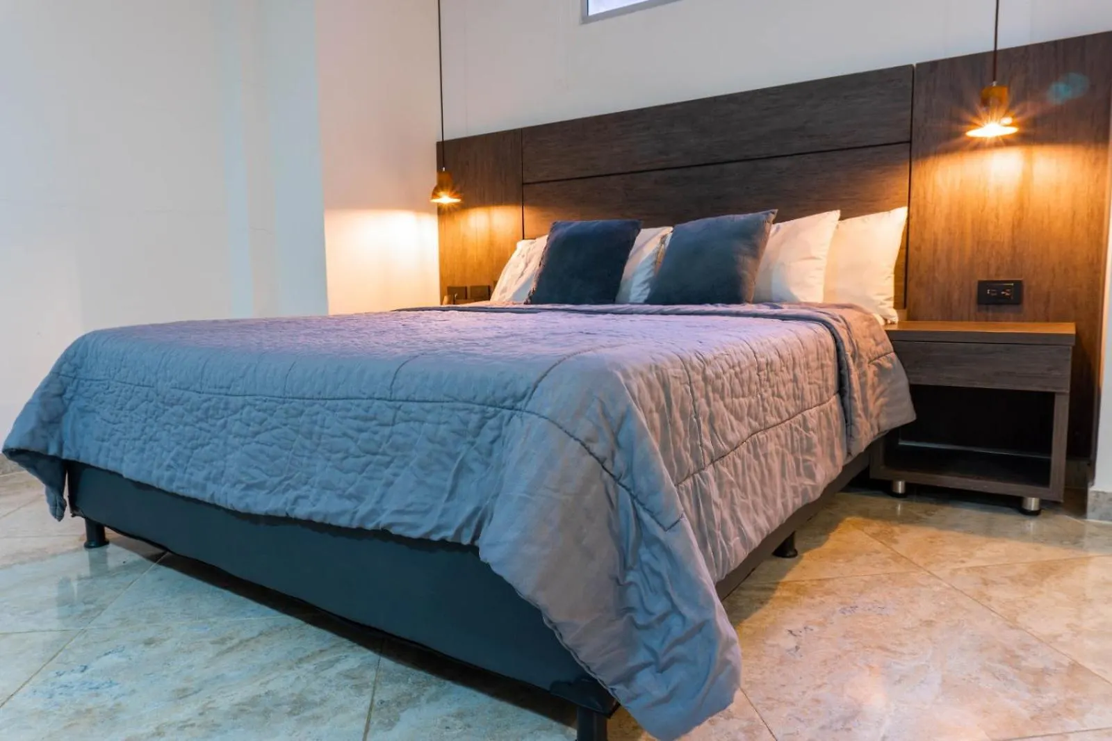 Hotel California Center Medellin