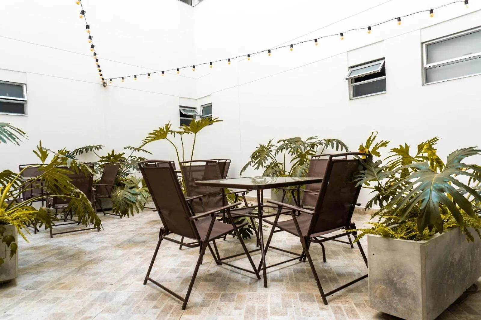 Hotel California Center Medellin 3*,