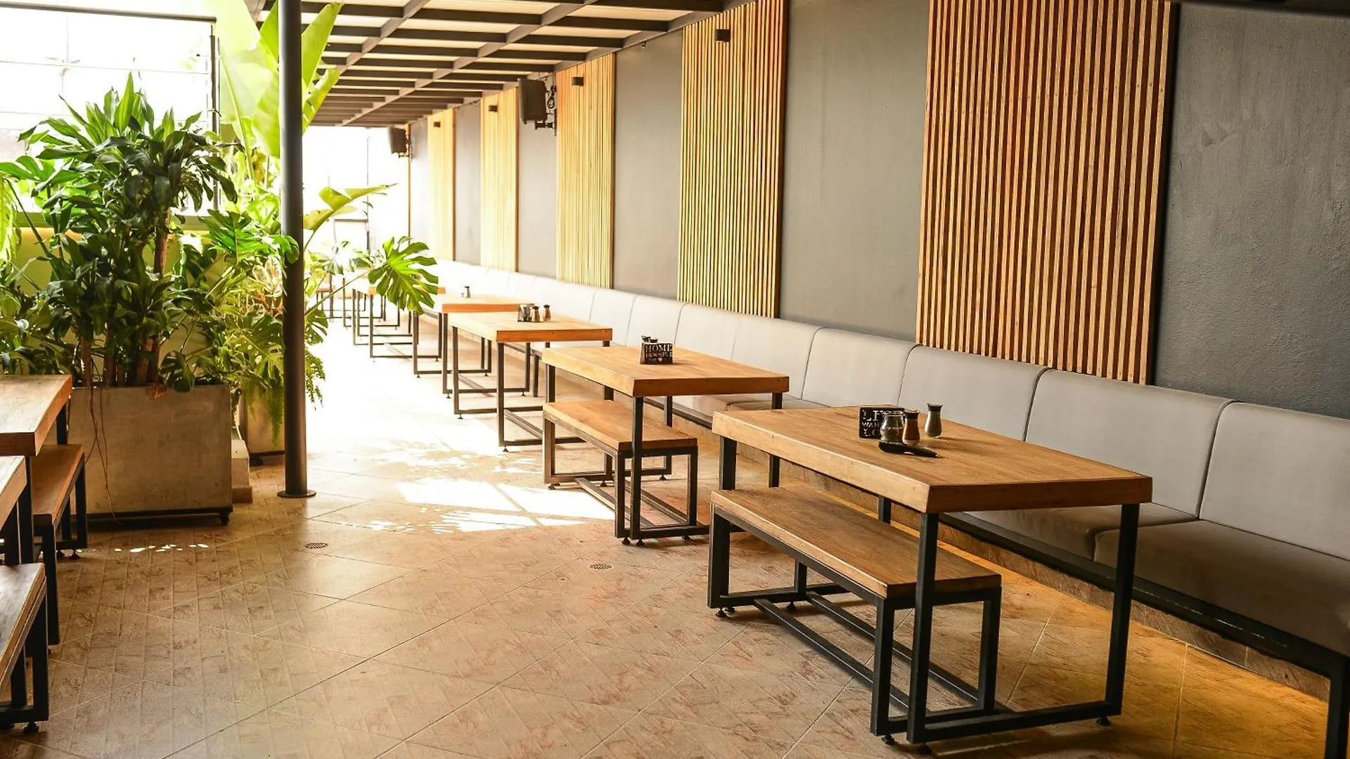 Hotel California Center Medellin