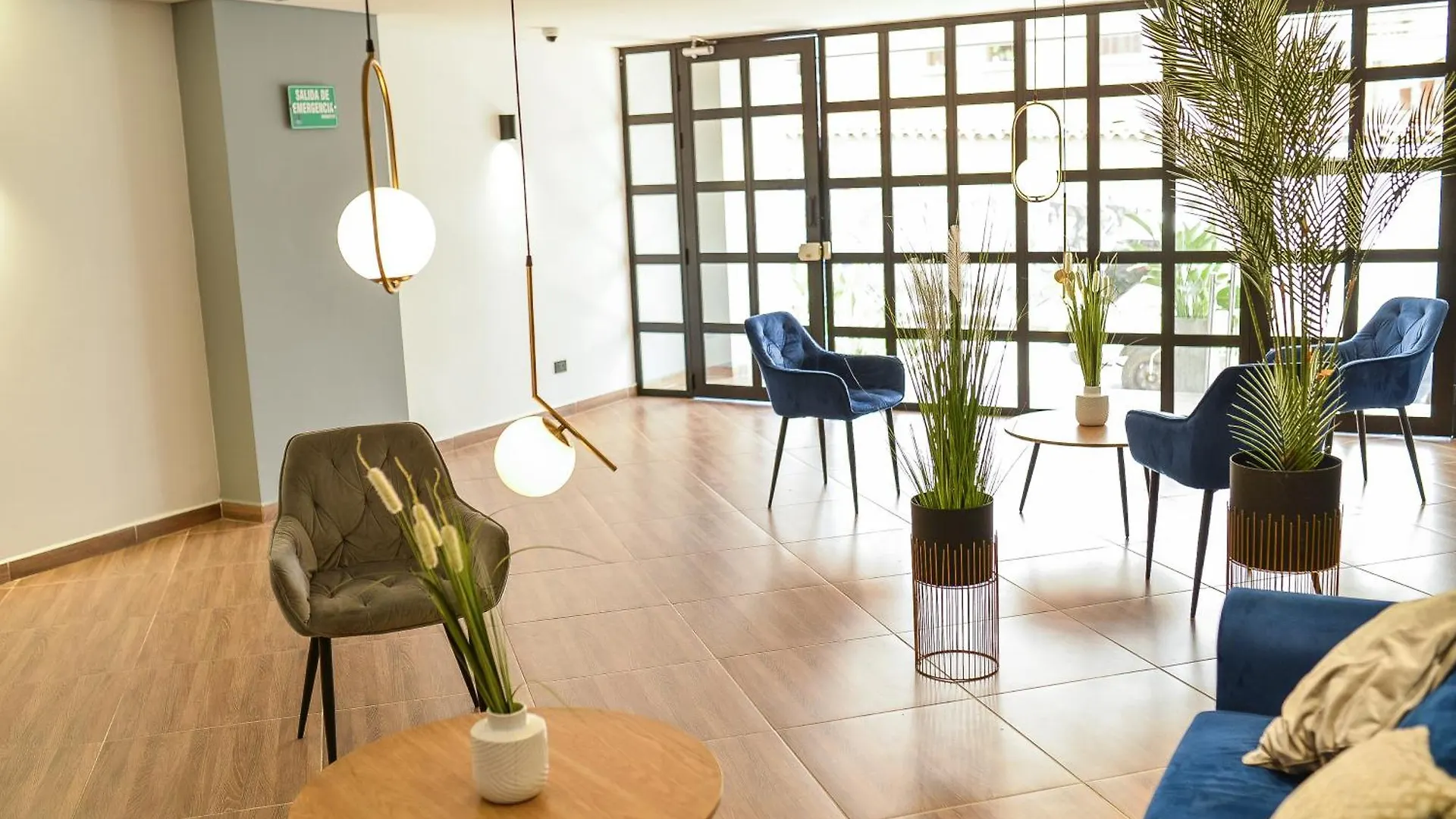 Hotel California Center Medellin 3*,  Colombia