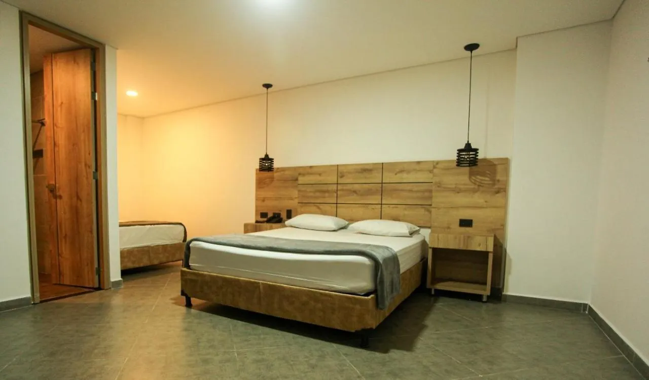 Hotel California Center Медельин