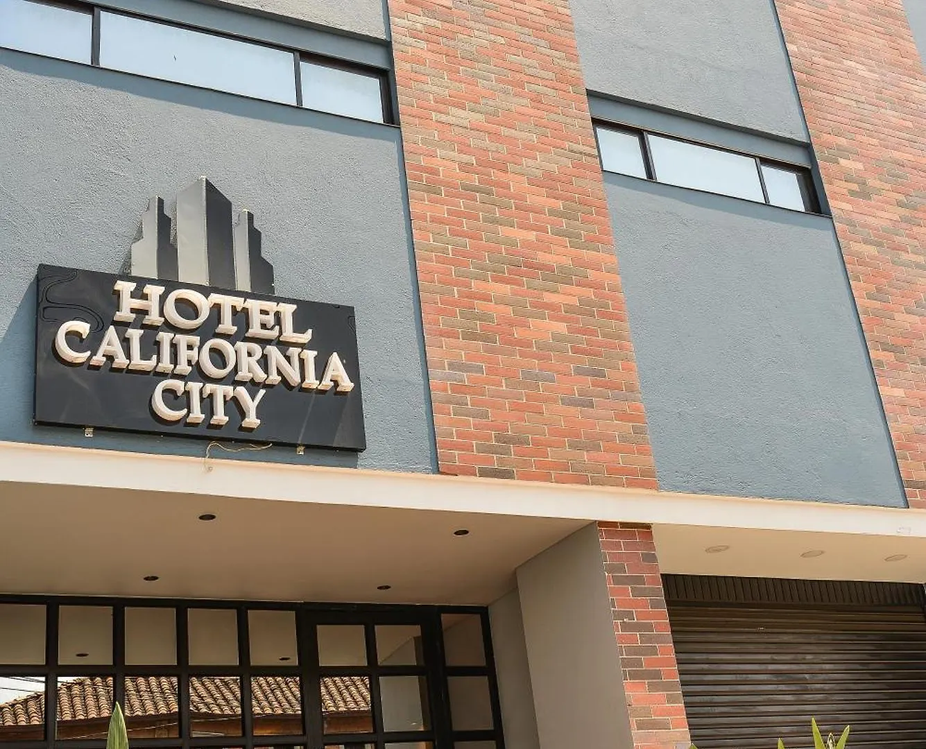 Hotel California Center Медельин
