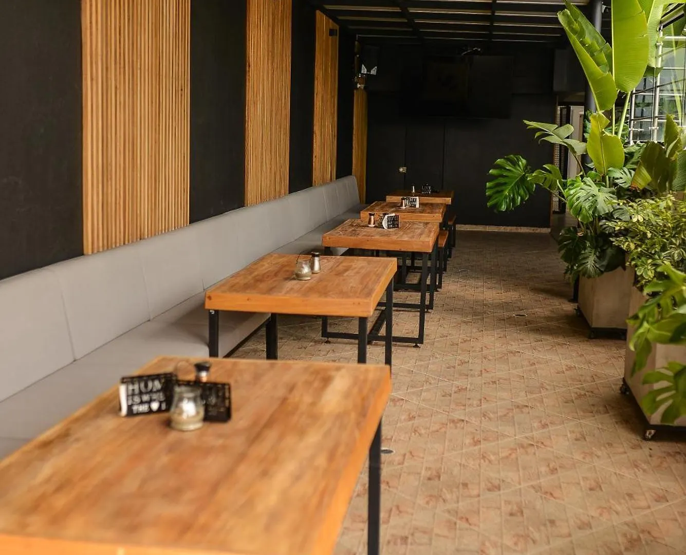 Hotel California Center Medellín Colombia