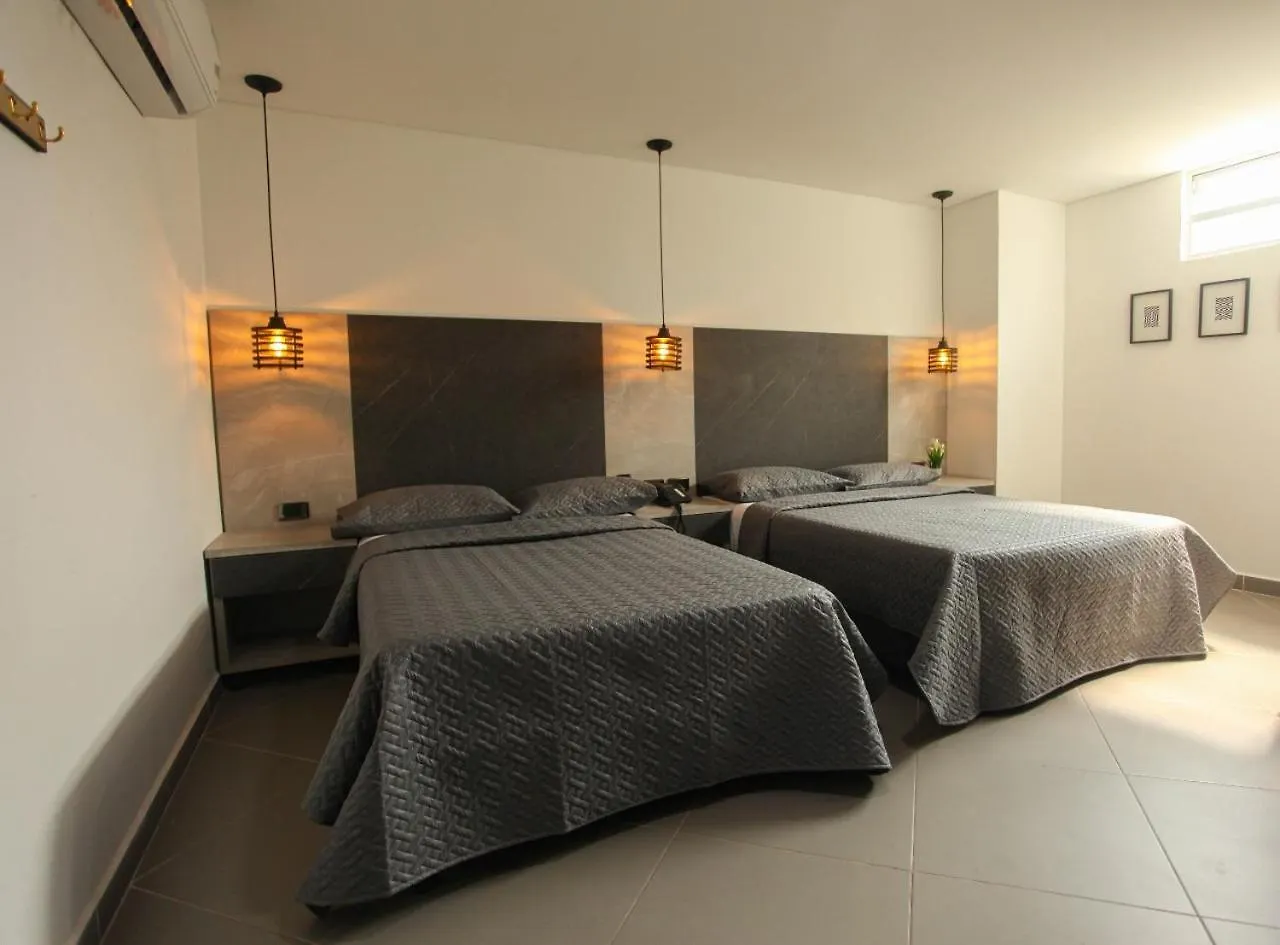 Hotel California Center Medellín