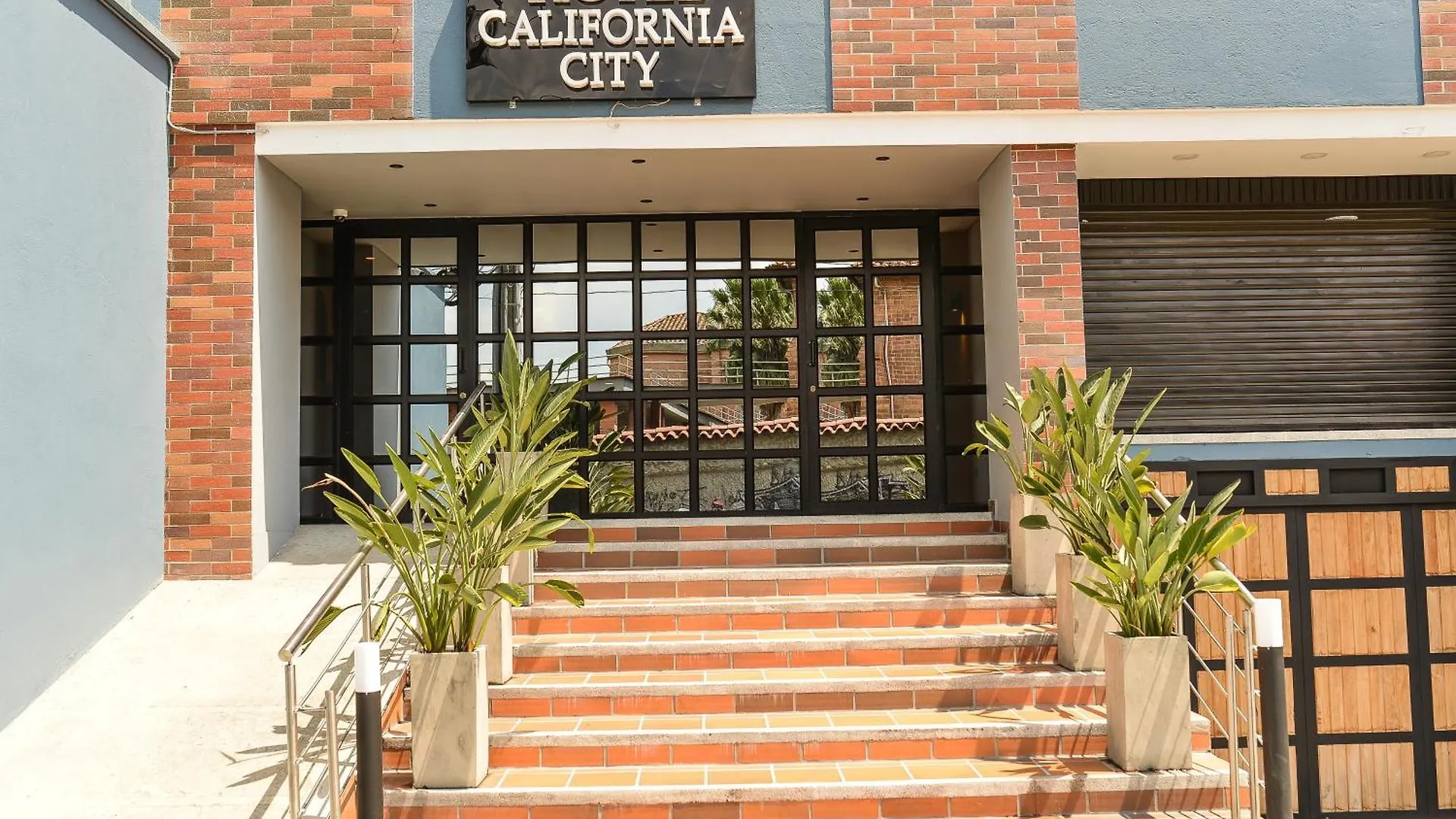 Hotel California Center Medellín